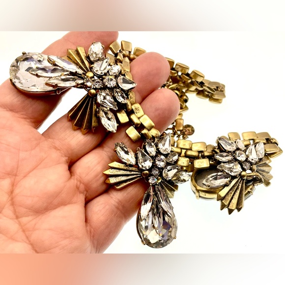 Beautiful Signed J.Crew Necklace Sparkling Crystal Cluster Gold Tone Statement - Picture 3 of 8